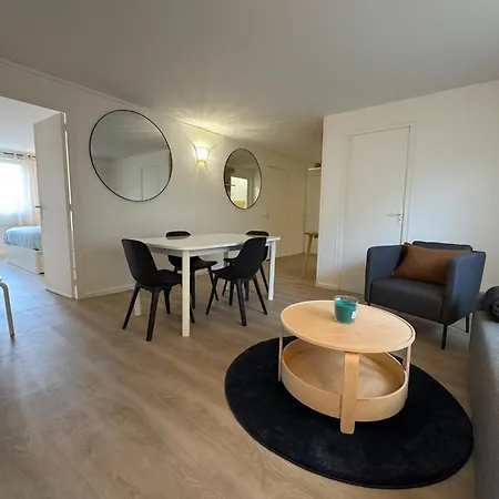 Le Petit Qg Du Stade - Groupama Stadium- Parking Meyzieu
